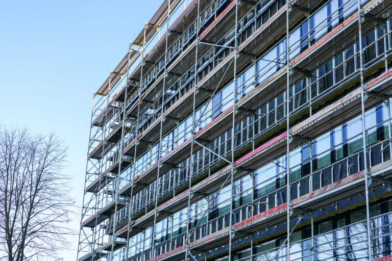 Qurilish oynalariga utilizatsiya yig‘imi joriy etiladi