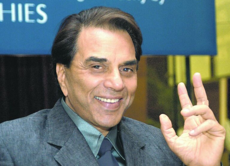 Bollywood Legend Dharmendra Dies Aged 89