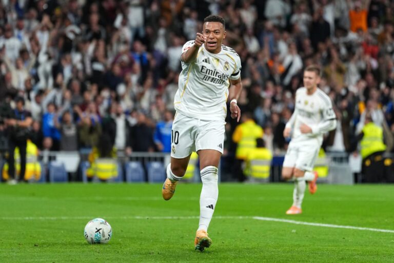 Реал Мадрид уничтожил Валенсию  на «Бернабеу»