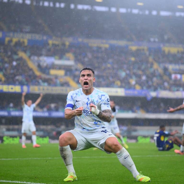 Интер вырвал победу у Вероны — автогол спас миланцев в концовке