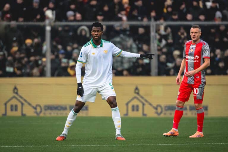 Рома обыграла Кремонезе в результативном матче с VAR