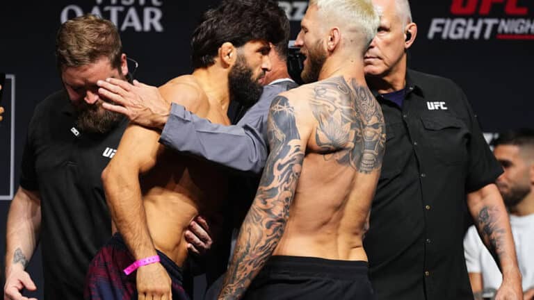 UFC Fight Night: Арман Царукян задушил Дэна Хукера во втором раунде