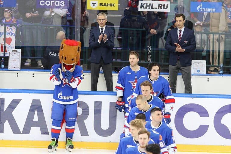 Армейское дерби. ЦСКА – СКА: питерцы побеждают в Москве в упорной битве КХЛ