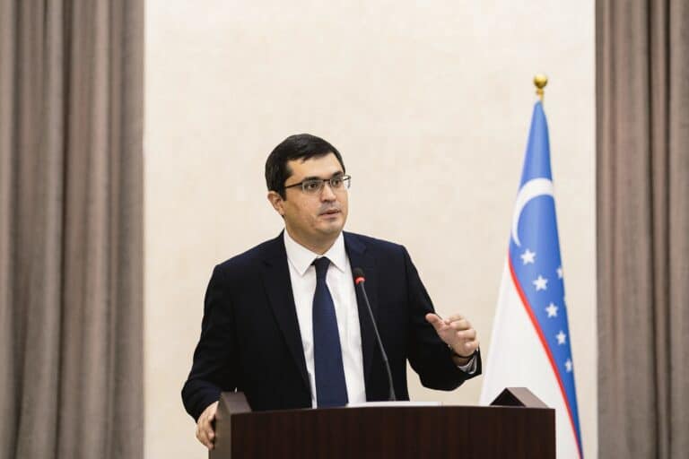 Какие факторы будут влиять на изменение курса доллара в 2026 году