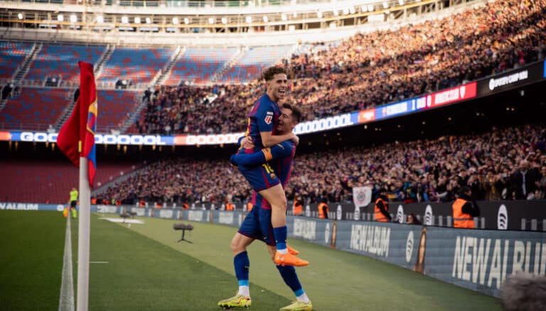 Барселона громит Атлетик и приблизилась к вершине Ла Лиги