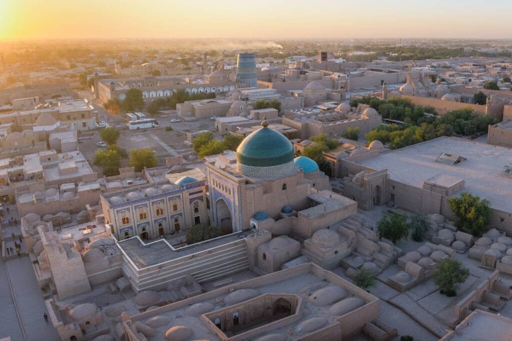 Uzbekistan Travel