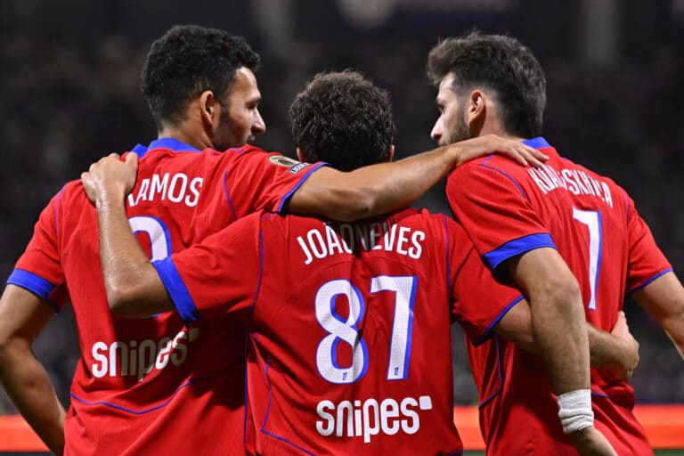 Лион — ПСЖ: поздний гол Невеша и удаление. Победа парижан 3:2