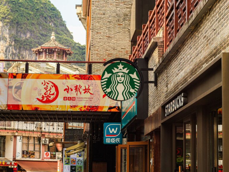 Starbucks Sells Majority Stake in China Operations to Boyu Capital