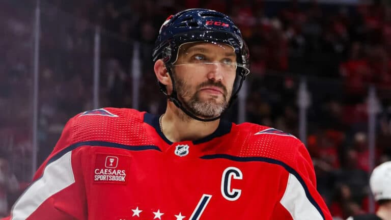 Овечкин переписал историю: 900 шайб за НХЛ