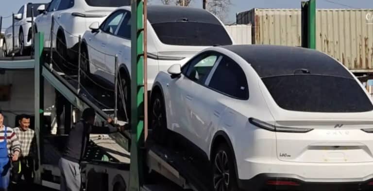 Onvo L60 elektromobili ilk bor O‘zbekiston bozoriga olib kelindi