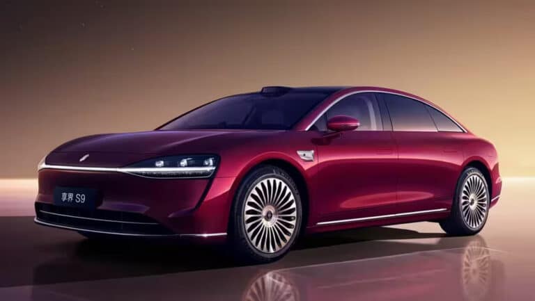 Huawei Stelato S9 avtomobili oldindan buyurtmaga chiqdi