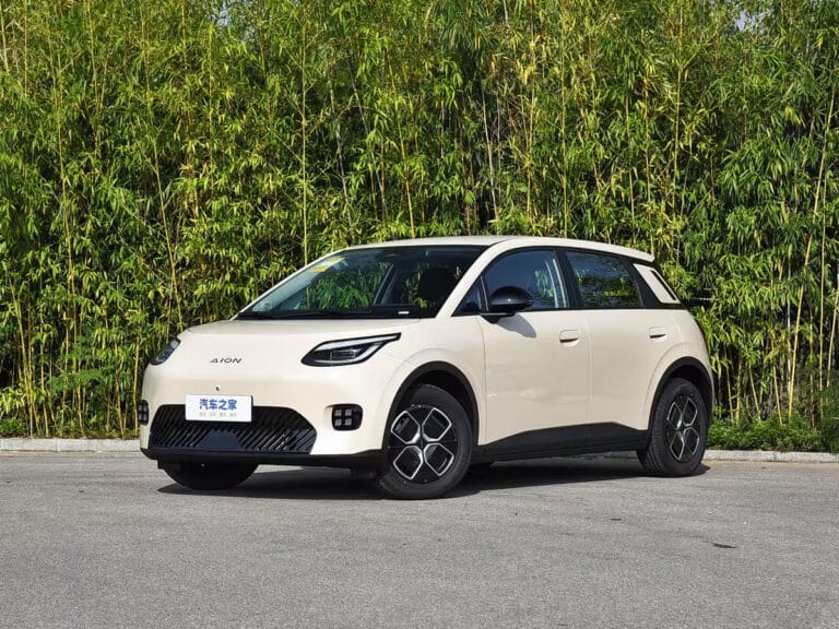 Xitoyda yangi Aion UT Super elektromobili taqdim etildi
