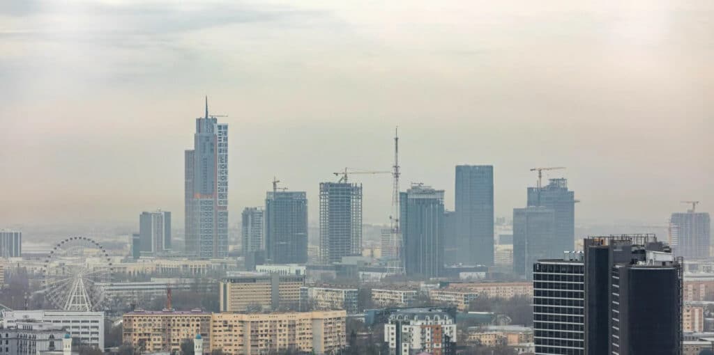 «O‘zgidromet» Toshkentda havo sifati yomonlashgani sabab niqob taqishni tasviya etdi