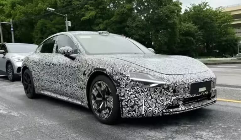 Xiaomi SU7 2026 yangilangan ko‘rinishda ilk bor namoyon bo‘ldi