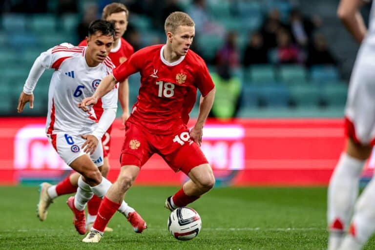Сборная России проиграла Чили, допустив две грубые ошибки в защите