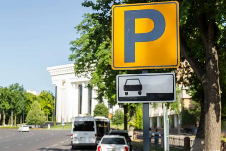 Toshkentdagi pullik avtoturargoh tariflarini qayta ko‘rib chiqish lozim — XDP