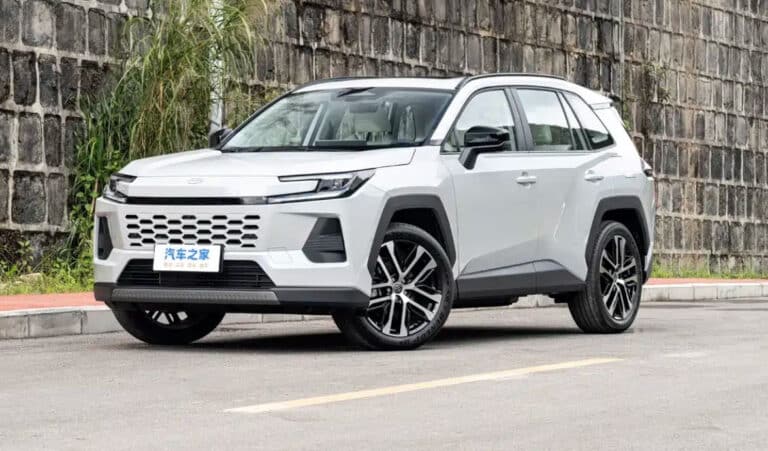 Xitoyda yangi Toyota Wildlander taqdim etildi