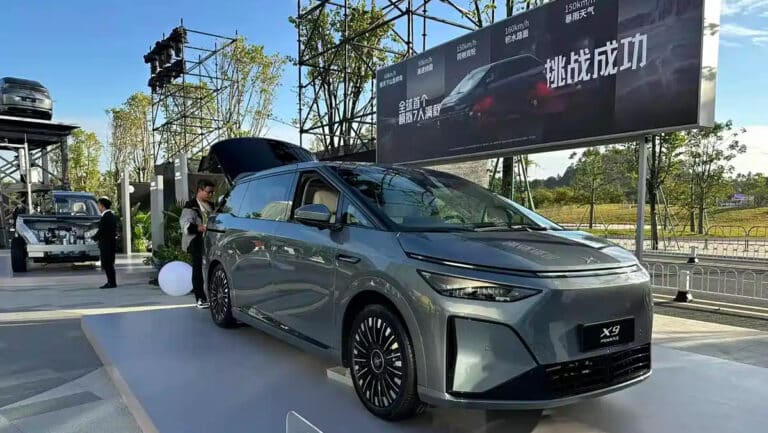 Xpeng X9 EREV avtomobili qanday imkoniyatlar bilan chiqdi — narx