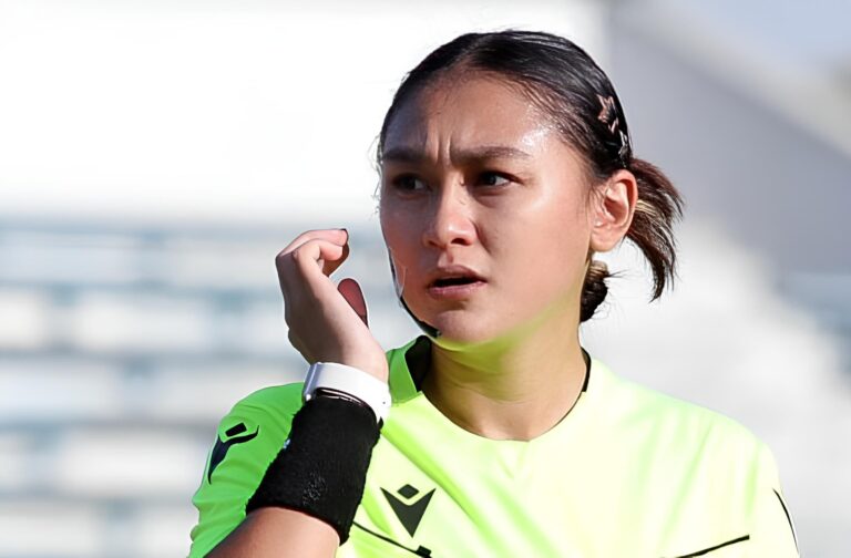 Женская бригада судей дебютирует в узбекской Суперлиге