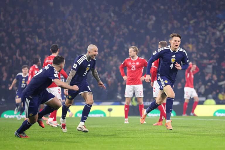 Шотландия вырывает победу у Дании и выходит на чемпионат мира