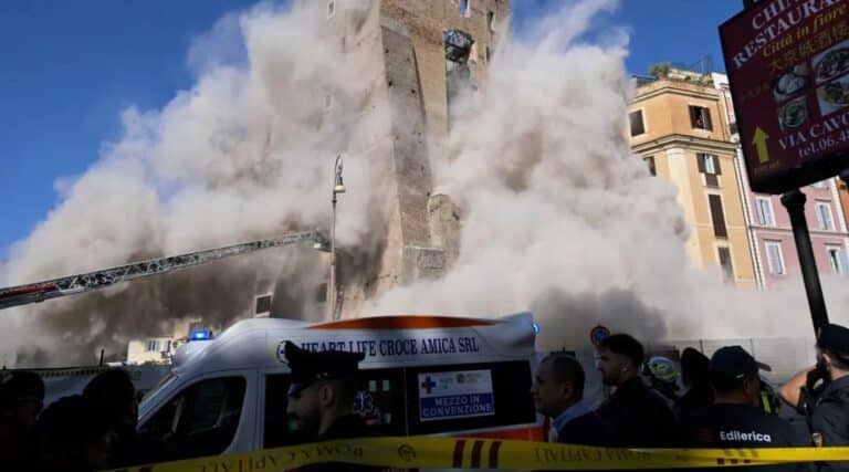 Rome’s Medieval Torre dei Conti Collapses; One Seriously Injured, Workers Rescued