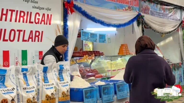 Новогодние ярмарки заработали на всех дехканских рынках Ташкента