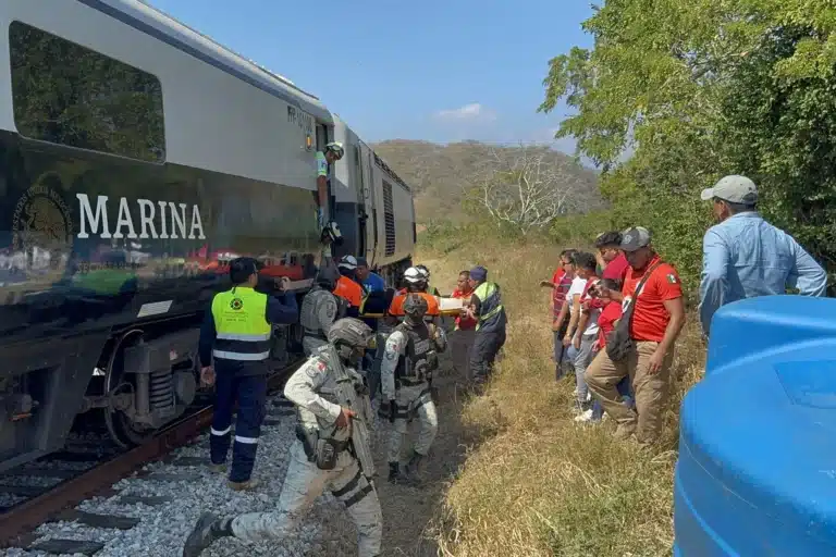 Mexico Train Derailment Kills 13, Injures 98