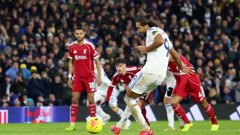 Ливерпуль и Лидс устраивают голевую лихорадку и делят очки в драматичном матче