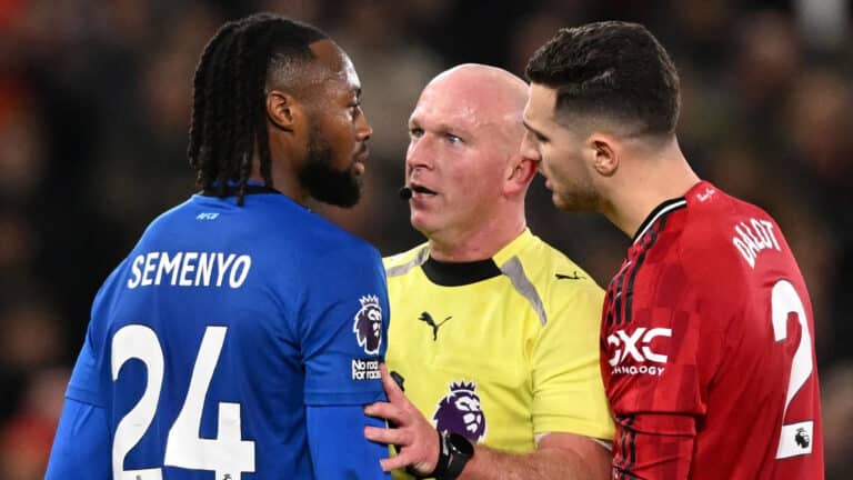 Футбольное безумие в Манчестере: Манчестер Юнайтед и Борнмут устроили перестрелку