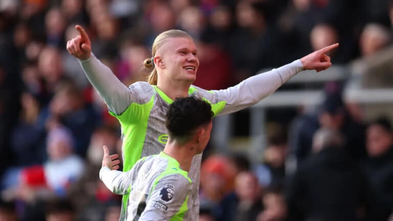 Холанд оформил дубль, а Хусанов смотрел с лавки: Манчестер Сити забрал матч у Кристал Пэлас