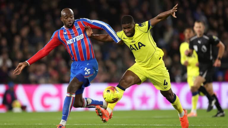 Тоттенхэм хладнокровно разобрался с Кристал Пэлас и поднялся в таблице АПЛ