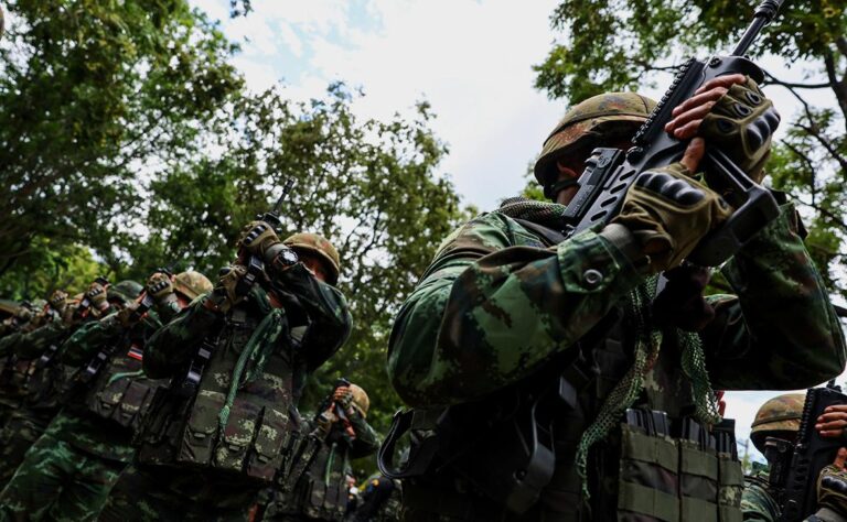 Таиланд снова ударил с истребителей F-16 по казино Камбоджи