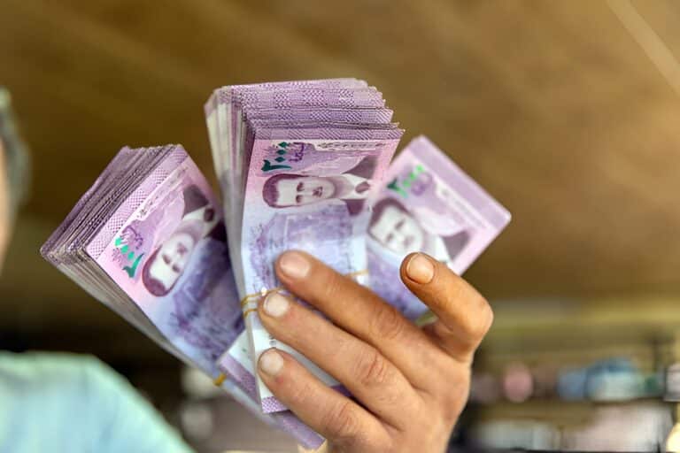 Сирия попрощается со старой валютой