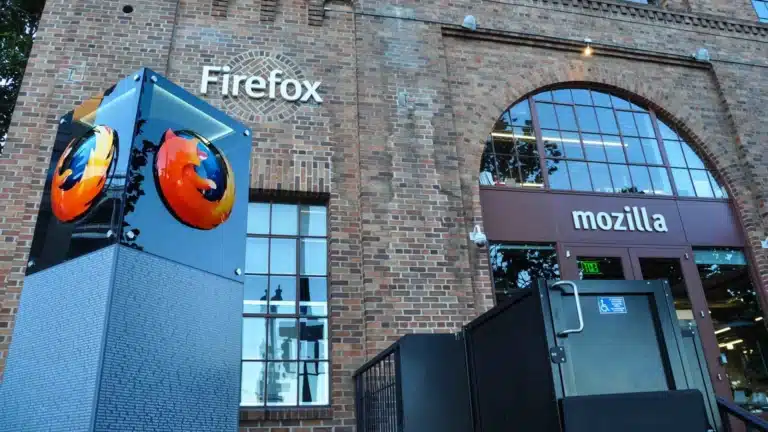 Firefox sun’iy intellektga ega zamonaviy brauzerga aylanadi