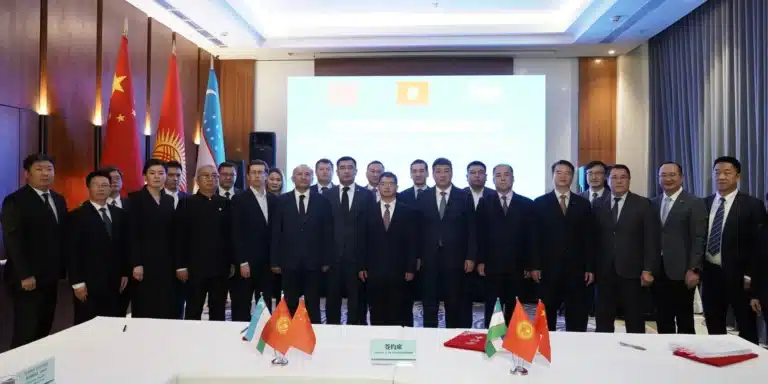 Китайские банки выделят $2,3 млрд на строительство ж/д «Китай — Кыргызстан — Узбекистан»