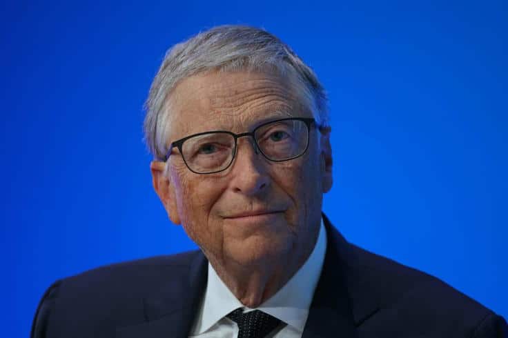 Bill Gates Warns of ‘Scary’ AI Risks as Microsoft Pushes Rapid Adoption
