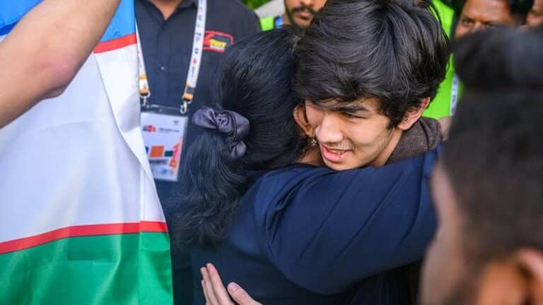 Uzbek Chess Stars Shine as Abdusattorov Closes In on London Title