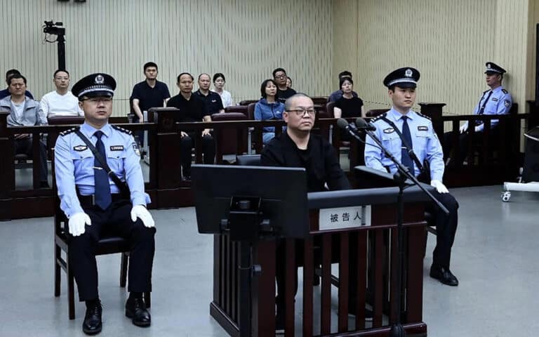 China Executes Former Senior Banker in Expanding Anti-Corruption Crackdown