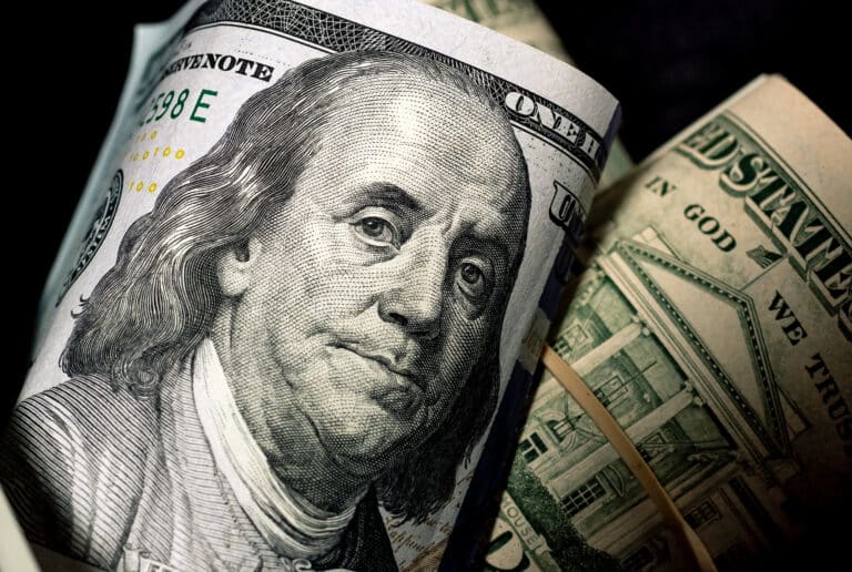 Dollar kursi dekabrning ilk haftasida qanchaga oshdi