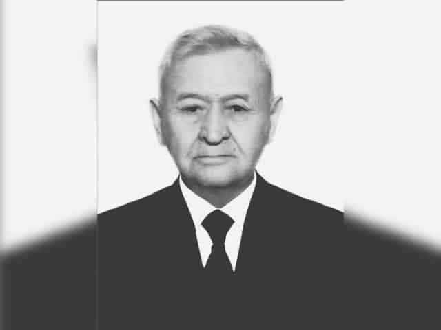 Мирзиёев выразил соболезнования в связи со смертью ученого Азмиддина Садриддинова