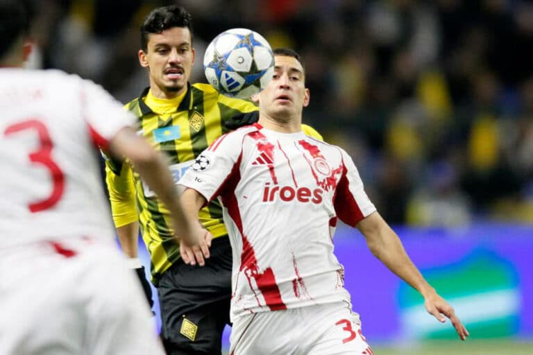 Кайрат пал под давлением: решающий удар Мартиньша принес Олимпиакосу победу