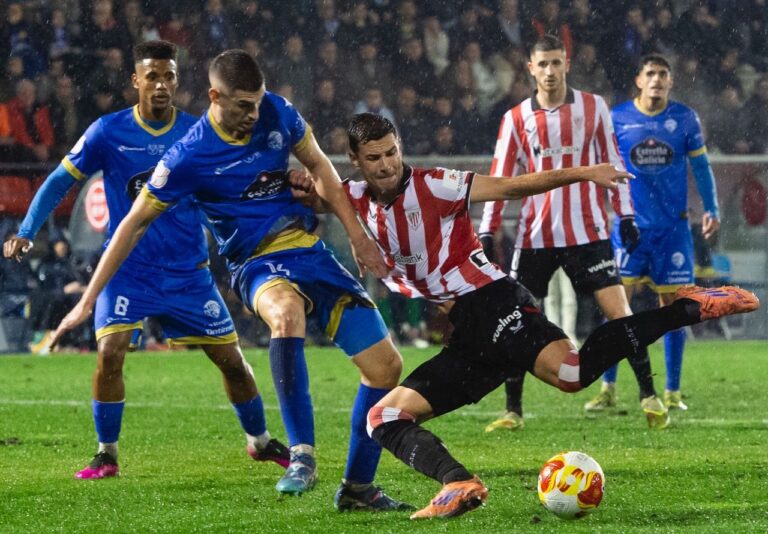 Гол в дополнительное время решил все: Атлетик вырвал победу у Оренсе