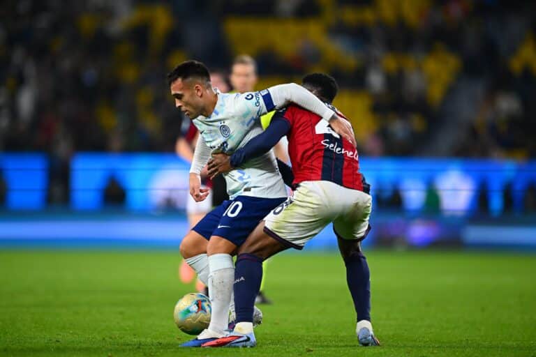 Иммобиле поставил точку: Болонья выбила Интер по пенальти и вышла в финал