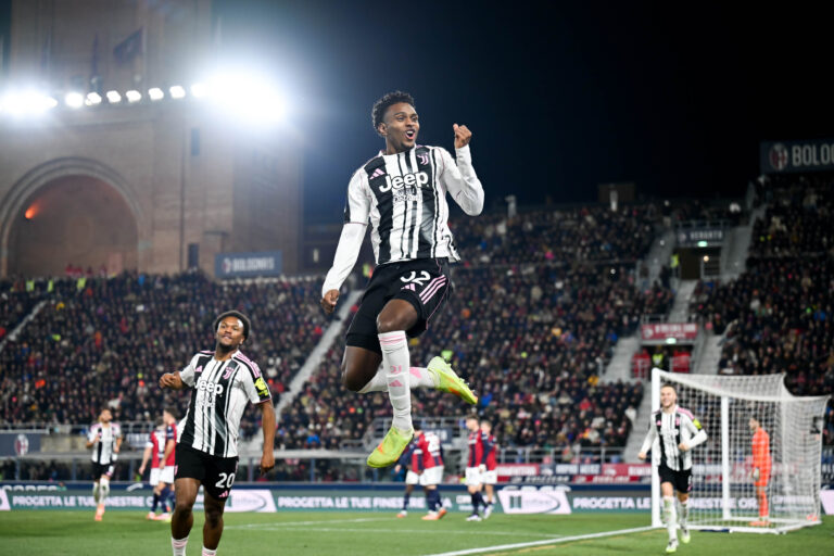 Ювентус выжал победу в Болонье и поднялся на пятое место