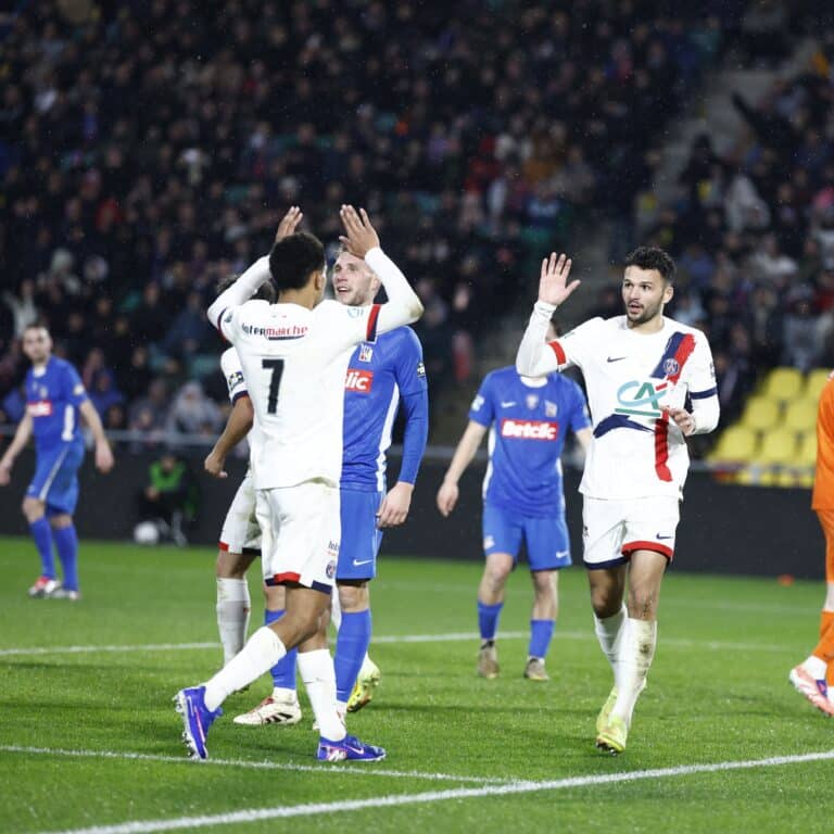 ПСЖ без паузы разнес дебютанта: Дуэ задал тон, Рамуш оформил дубль