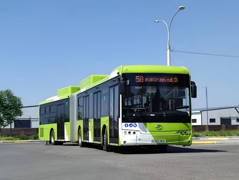 В новогоднюю ночь автобусы Ташкента будут ходить до 01:00