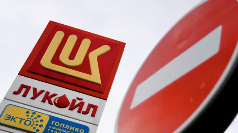 Экс-владелец PornHub заинтересовался активами «Лукойла»