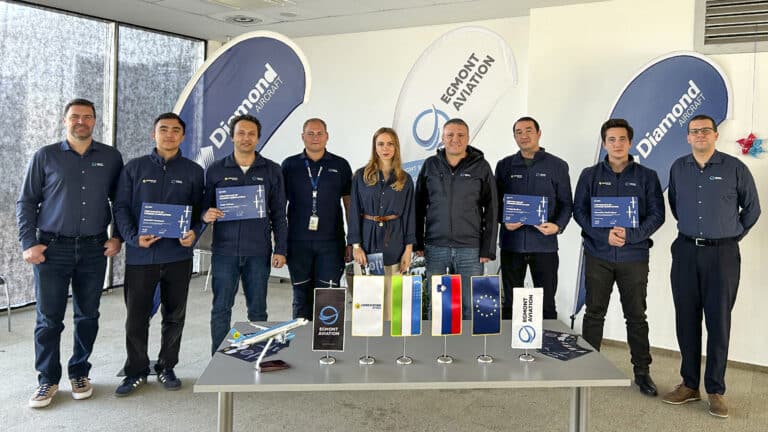 Начните карьеру пилота вместе с Uzbekistan Airways