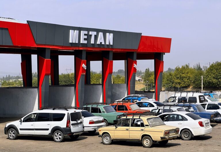 В Ташкенте ограничат работу 78 метановых заправок