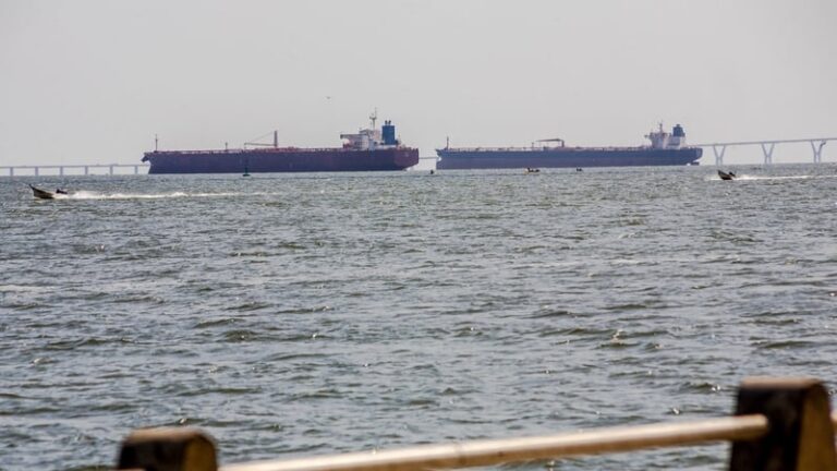 Oil Prices Rise after US Intercepts Tanker off Venezuela